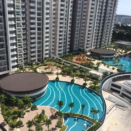 Putrajaya Dwiputra 6 Plus 1 Pax Blissful Fully Air-Con Suite Exterior photo