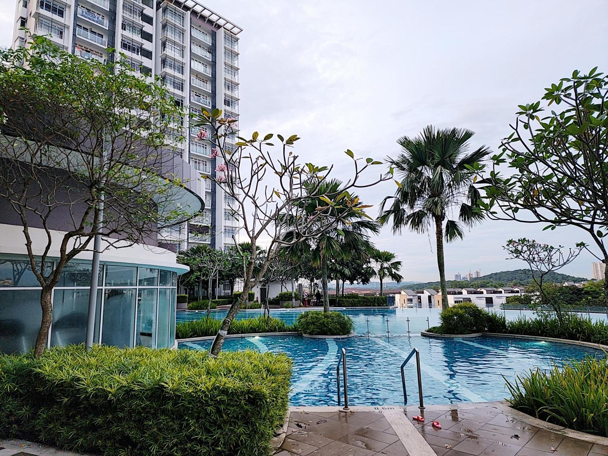 Putrajaya Dwiputra 6 Plus 1 Pax Blissful Fully Air-Con Suite Exterior photo