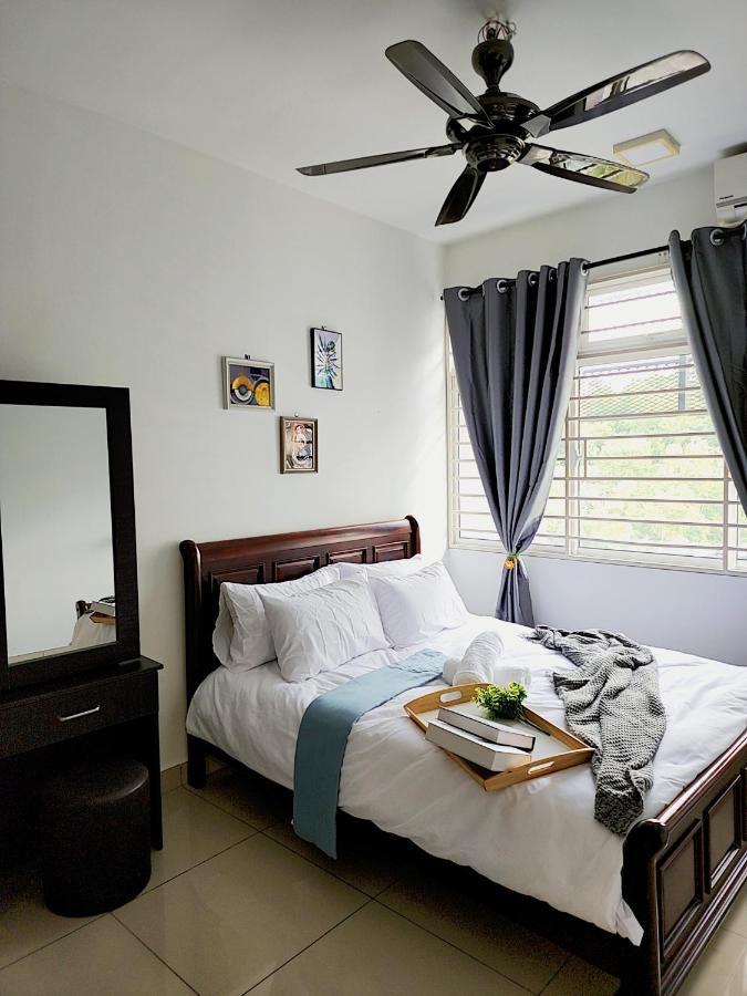Putrajaya Dwiputra 6 Plus 1 Pax Blissful Fully Air-Con Suite Exterior photo